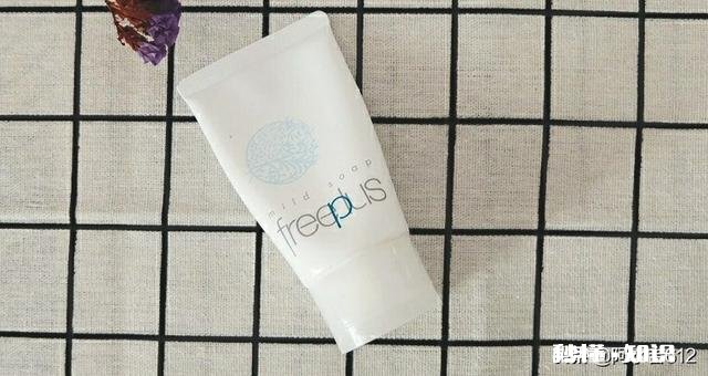 价钱适中 混油皮、皮肤偏黄用什么化妆品好一点,有啥推荐