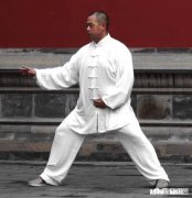 有人说太极拳每个人打出来都不一样，为什么