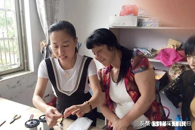 在农村有个不会做饭不收拾卫生只想整天打麻将的婆婆心里什么感受