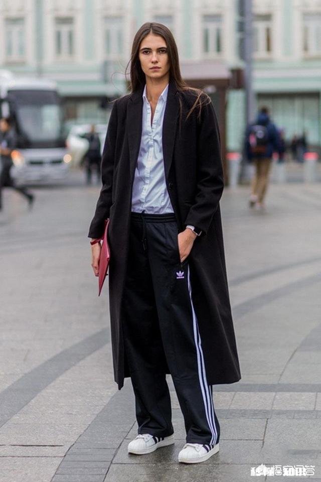 黑色的长衣服配什么颜色的裤子