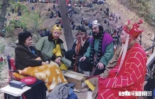 为什么有人说一些电视剧是夏天戏在冬天拍，冬天戏在夏天拍