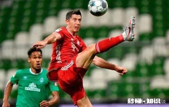 莱万多夫斯基本赛季欧冠+联赛进球数42个，有机会得金球奖吗