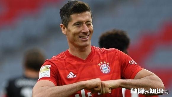 莱万多夫斯基本赛季欧冠+联赛进球数42个，有机会得金球奖吗