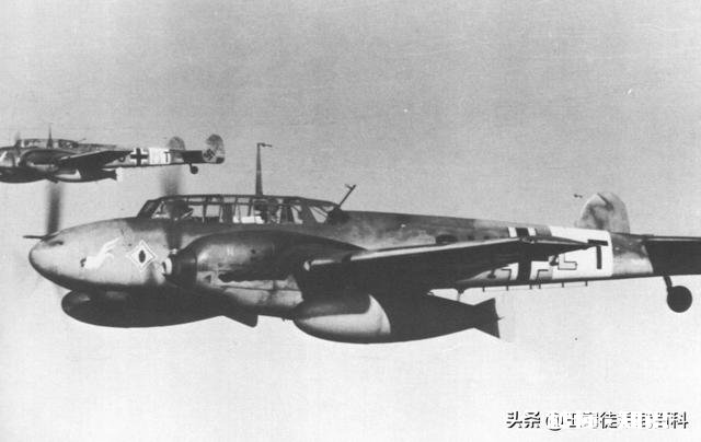 二战战斗机为什么不在机尾部布置机枪来防止被敌人锁定后机身呢