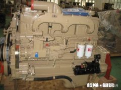 康明斯七万公里补三小桶机油正常吗