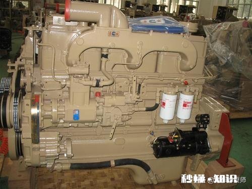 康明斯七万公里补三小桶机油正常吗