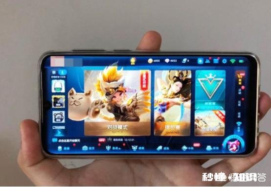 荣耀play和vivo z3，用哪个直播王者荣耀不卡顿