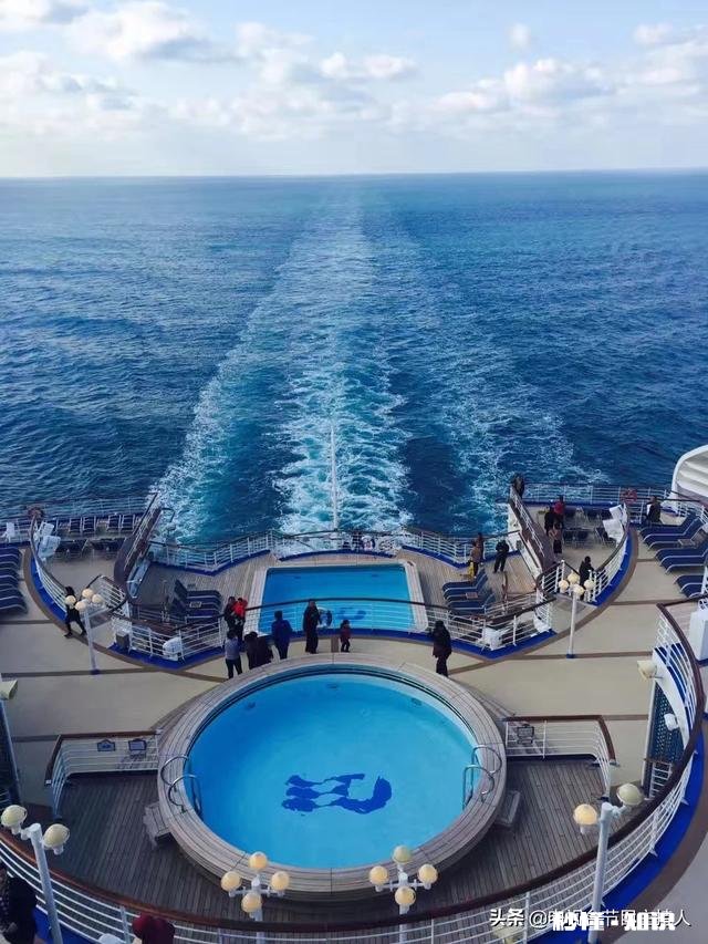 早期共济失调主要表现是什么