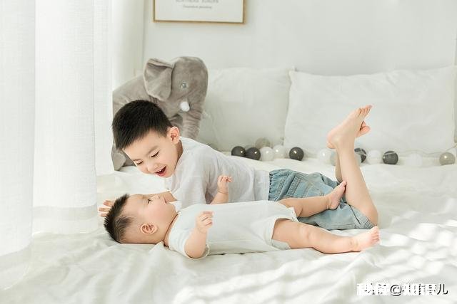 生二胎后怎么处理两岁大宝的心理问题