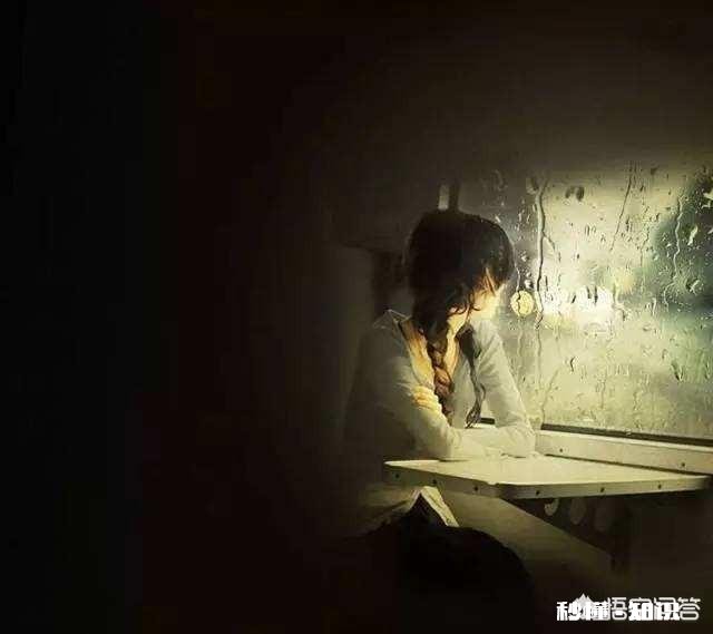 大雨滂沱的夜晚明天又不上班，此刻躲在温暖的被窝里入睡，是不是特幸福的事