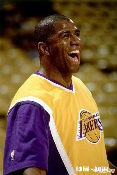 这么多年过去了，为何感染了艾滋病的魔术师约翰逊还能活这么久