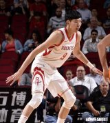 周琦现在在火箭根本打不上球，只能在发展联盟打球，他还有机会在NBA立足吗