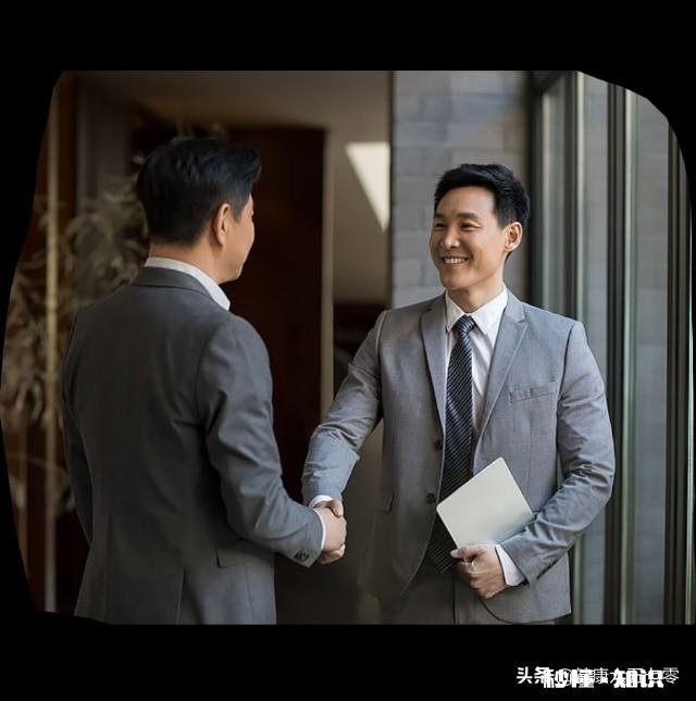 为什么大家办事都喜欢找熟人熟人到底有多大用处