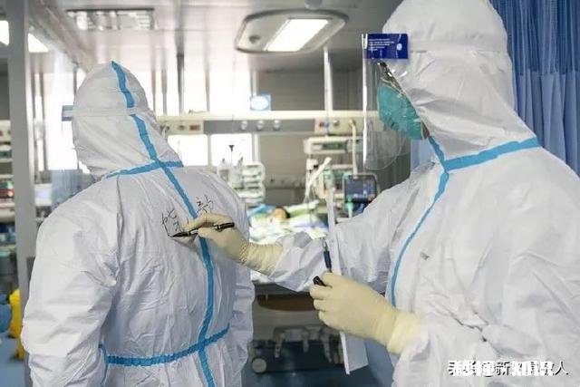 新冠病毒以来，你们面对了哪些变化，怎么面对的