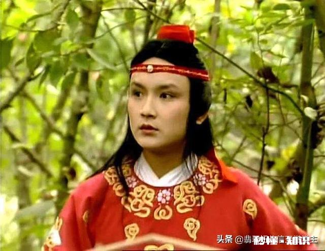 《红楼梦》贾探春自己才志高远，为何从来不劝哥哥贾宝玉立身功名