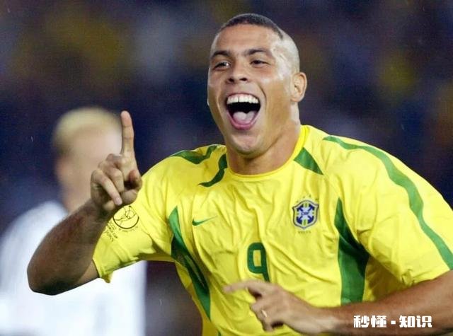 卡纳瓦罗：马拉多纳是真球王，而大罗是最接近他的球员！你认同他的观点吗