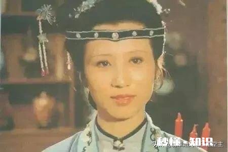 《红楼梦》中贾母和王夫人为什么都不宠贾兰