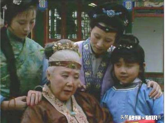 《红楼梦》中贾母和王夫人为什么都不宠贾兰