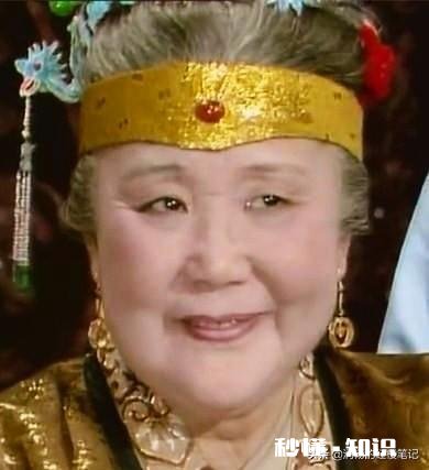 《红楼梦》中贾母和王夫人为什么都不宠贾兰