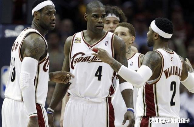 奥尼尔搭档詹姆斯，61胜联盟第一，为什么总决赛都没进