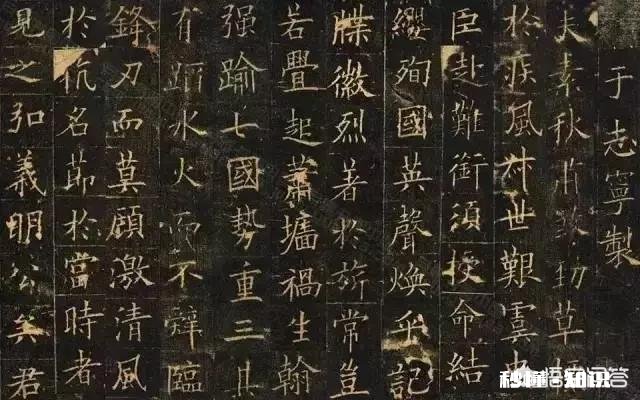 现在有些人认为用毛笔写字就是书法，你怎么看