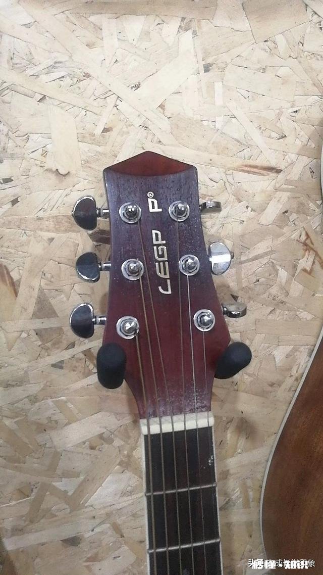 吉他琴头断了还有救吗