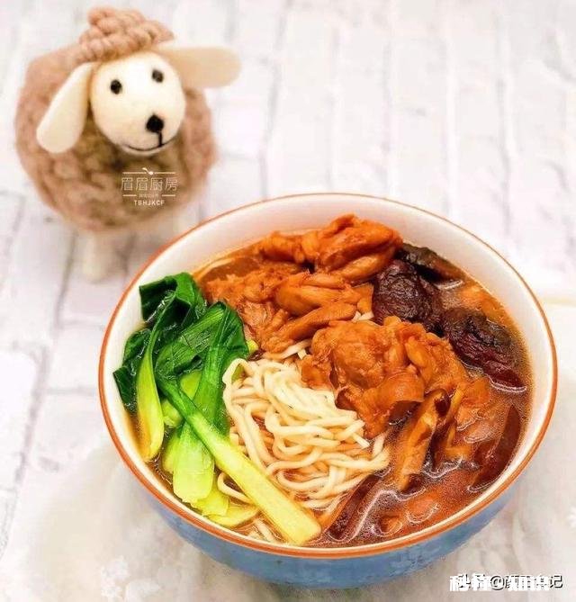 油麦菜能和鸡腿香菇搭配吗能好吃吗