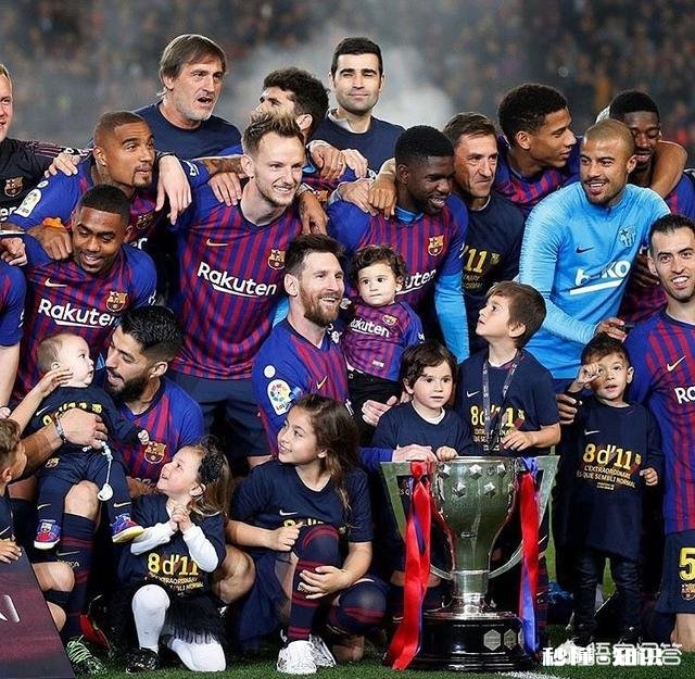 怎样看待巴萨夺冠T恤上写11年8夺冠是为了嘲讽皇马吗
