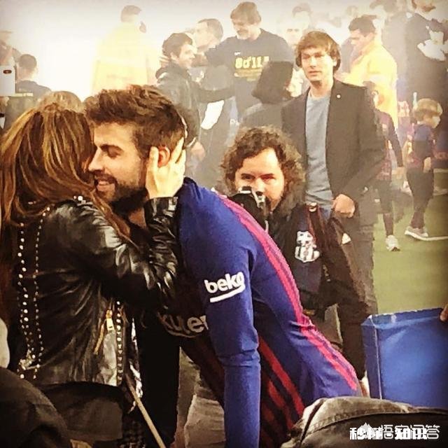 怎样看待巴萨夺冠T恤上写11年8夺冠是为了嘲讽皇马吗