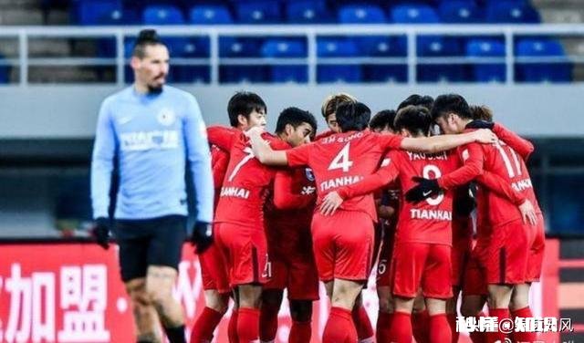 不纯真的中国足球!天海5-1提前一轮保级,贝尼特斯看傻了眼,你怎么看待这场比赛