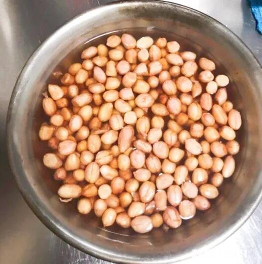 猪脚炖花生可以放红菇吗味道会好吗