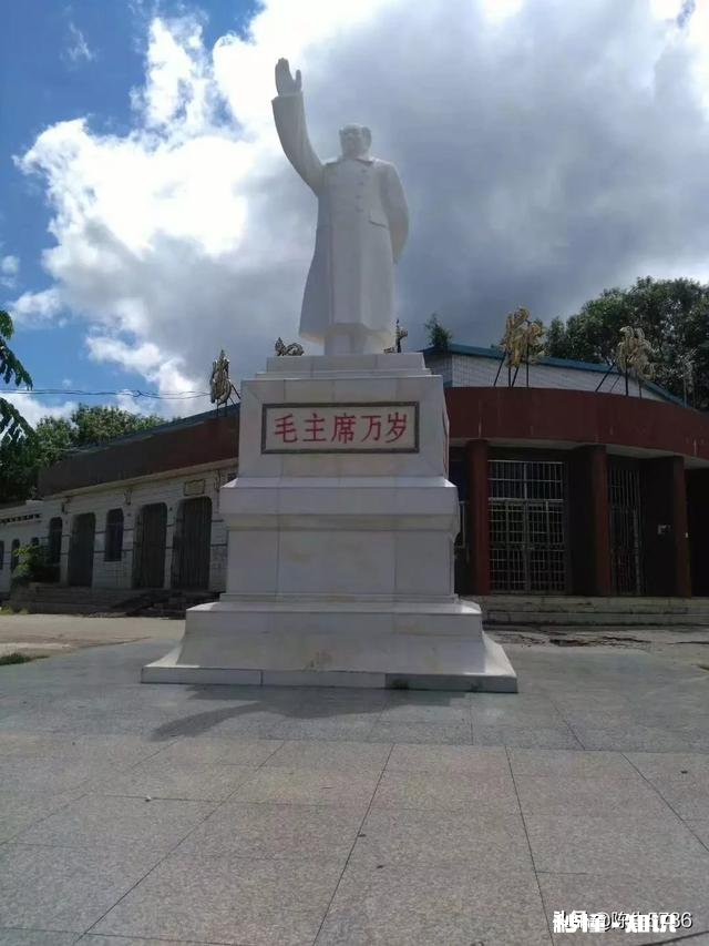 海南省以前归广东省管辖,建省后,为什么大多海南人讲闽南语