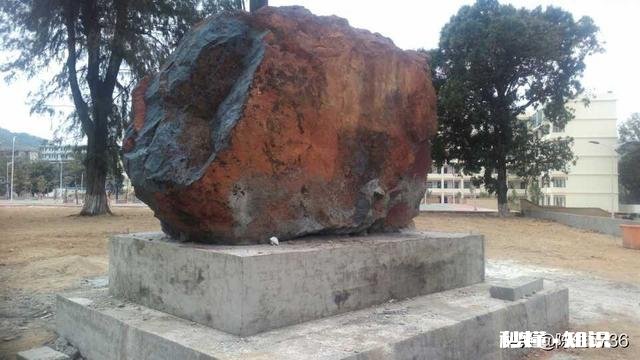 海南省以前归广东省管辖,建省后,为什么大多海南人讲闽南语