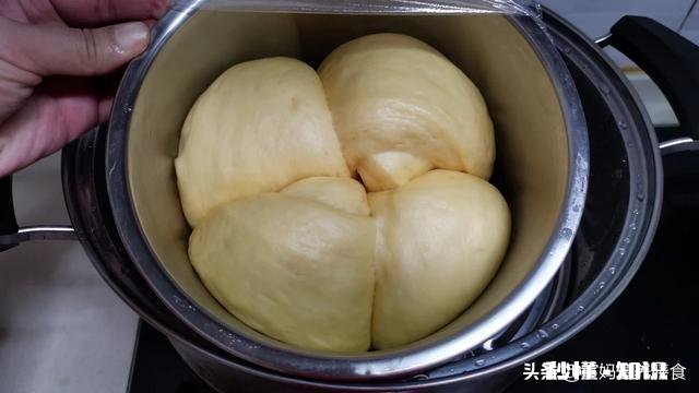 做手撕面包需要哪些准备材料