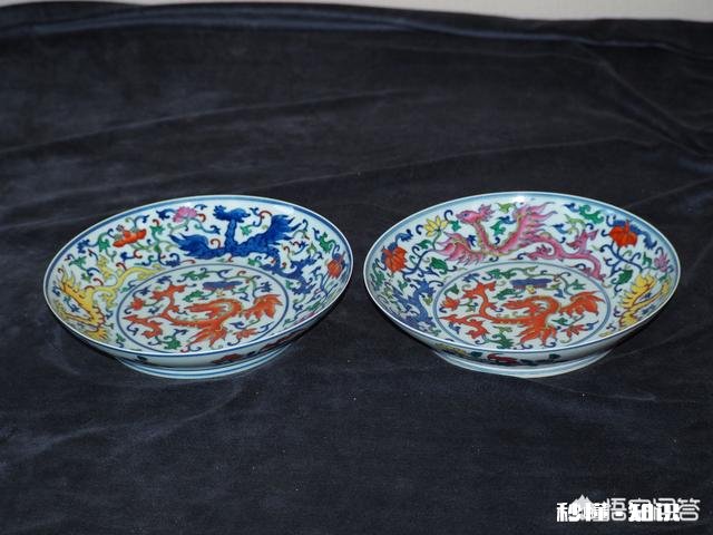 如何鉴别雍正斗彩梅瓶是否到代