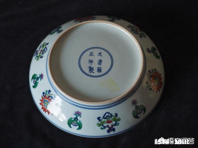 如何鉴别雍正斗彩梅瓶是否到代