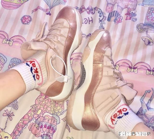 能否推荐一些冬天可以穿的运动鞋，例如耐克，李宁啥的