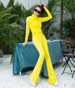 屁股扁平穿哪种运动裤