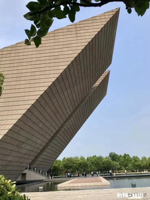 很多人都知道传销是害人的，那为什么传销还能生存下去呢