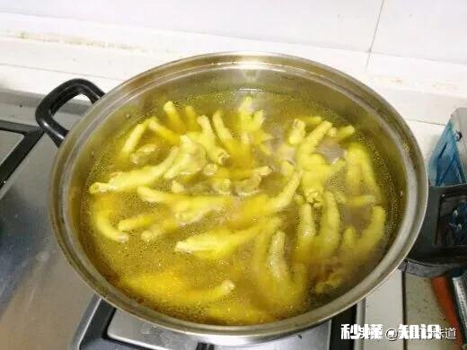 怎样用盐焗粉做鸡爪