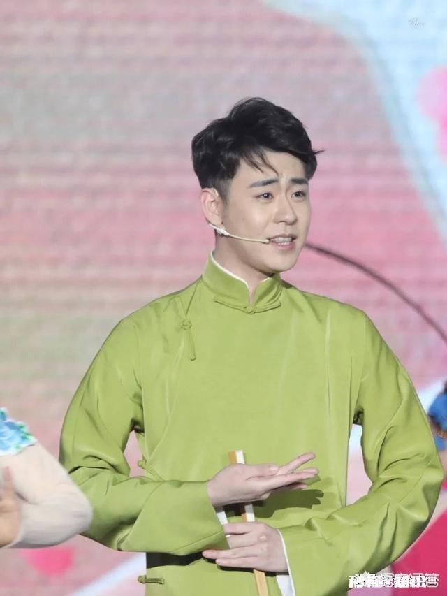 唱京歌比唱京剧容易一些吗