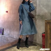 蓝色泡泡袖大衣配什么鞋子好看