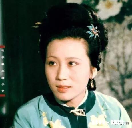 红楼梦七十回，李纨丢了块手帕为什么那么着急寻找