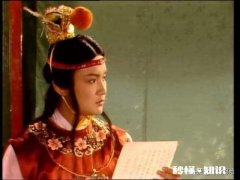 宁国府唱大戏，人人爱看，贾宝玉怎么就觉得无聊了还跑去袭人家里