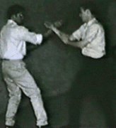 为什么李小龙一秒能打出九拳