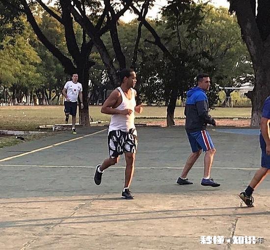 囚王称号是不是应该给小罗了