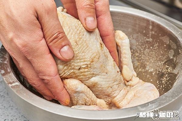 盐焗鸡先腌还是先除水怎么样好