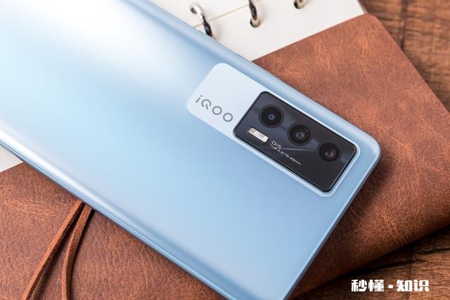 5000的小米、6000的华为、8000的荣耀,为什么现在手机越来越贵