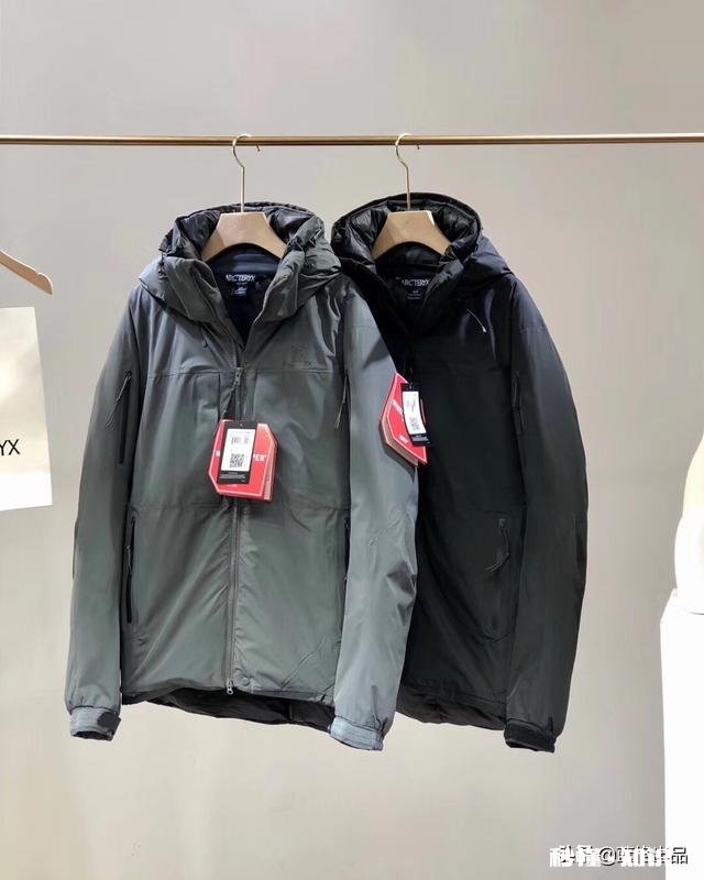 优衣库和哥伦比亚羽绒服哪个好些