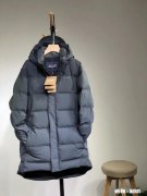 优衣库和哥伦比亚羽绒服哪个好些